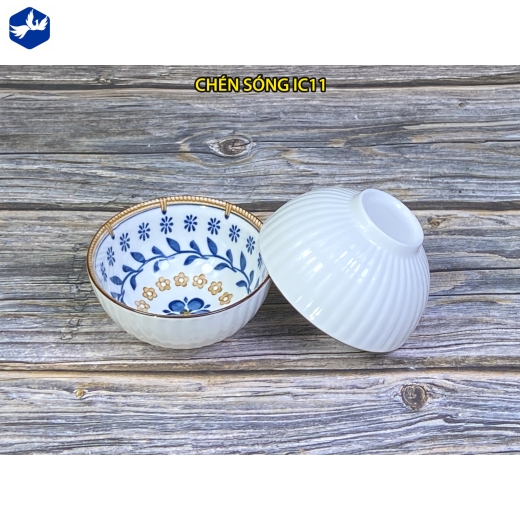 bát cơm vân nổi - bông hoa xanh viền miệng đẹp - IC11