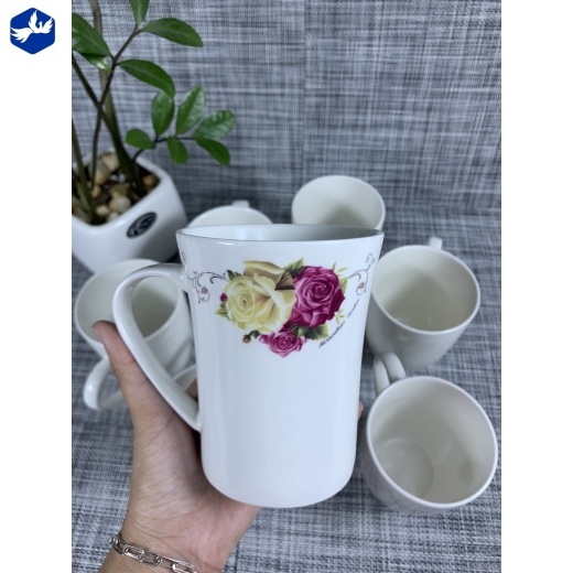 ly kiểu dáng loe hoa văn hoa hồng đẹp - 001