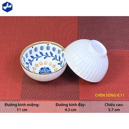 bát cơm vân nổi - bông hoa xanh viền miệng đẹp - IC11